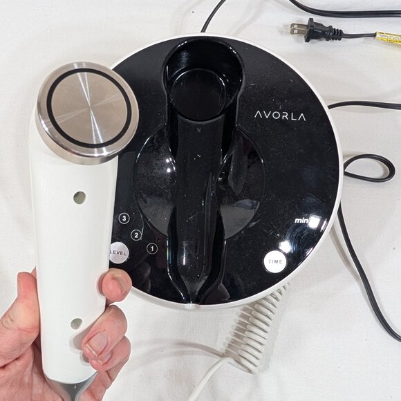 Avorla Beauty Machine - Picture 3 of 4